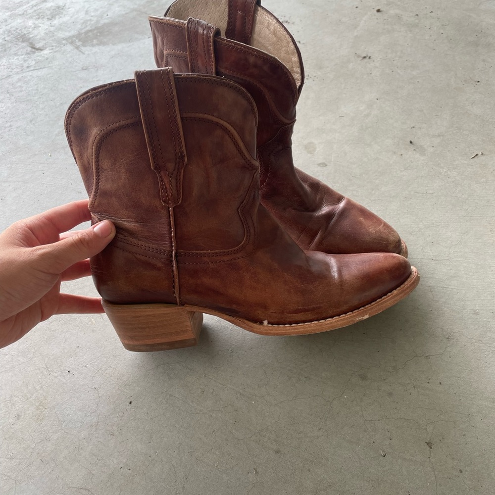 Freebird Zamora size 6 boots real leather